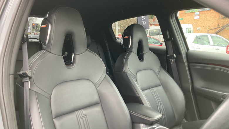 Nissan Juke 1.0 DiG-T 114 Tekna 5dr Petrol Hatchback